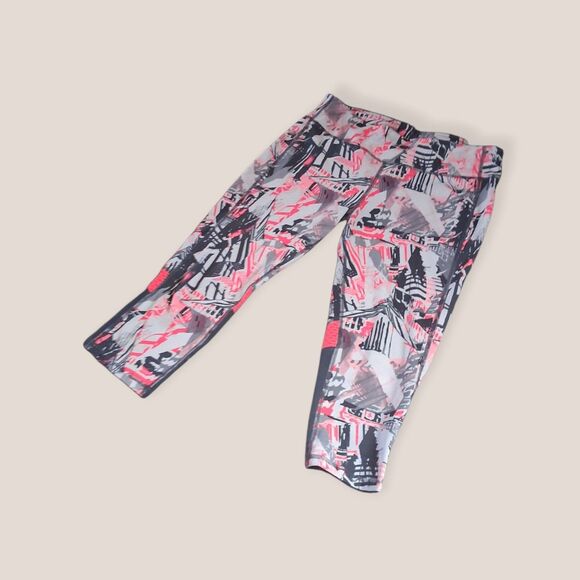 Danskin Now Women’s Abstract Print Capri Leggings – Pink, Gray & Black – Size M - Picture 5 of 5